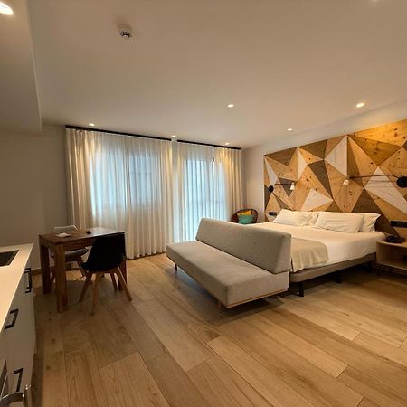 Apartahotel Dos Rios Ainsa Bagian luar foto