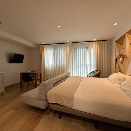 Apartahotel Dos Rios Ainsa Bagian luar foto