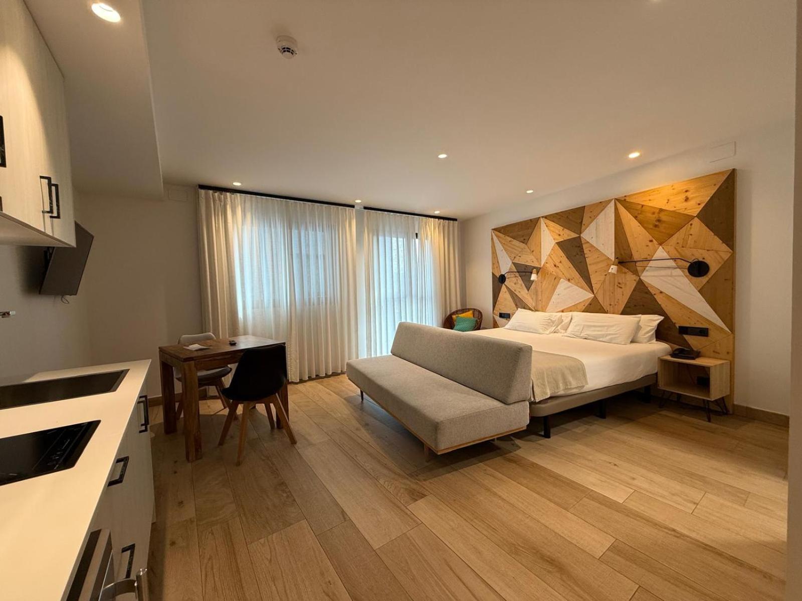 Apartahotel Dos Rios Ainsa Bagian luar foto